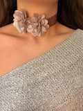 Choker Camelia